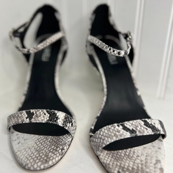 VANELI Berk Snake Ankle Strap Open Toe Pumps Women's Size 9.5 - Picture 5 of 9